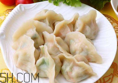 一個(gè)餃子熱量是多少 一個(gè)餃子多少卡路里 一個(gè)餃子熱量是多少 一個(gè)餃子多少卡路里