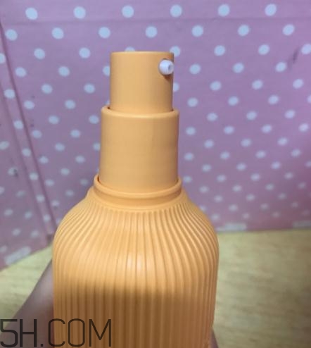 春紀(jì)咖啡醒膚緊致乳好用嗎？春紀(jì)咖啡醒膚緊致乳評測