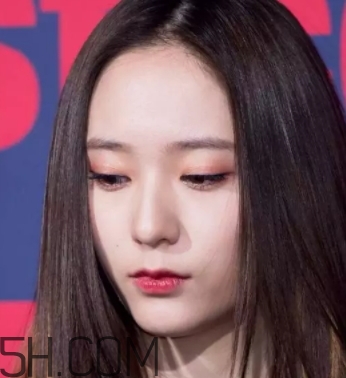 2018年流行什么唇妝？2018年流行唇妝怎么化