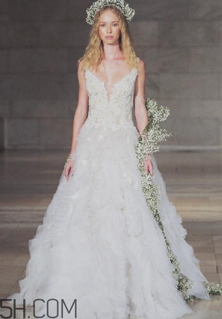 reem acra2018秋冬婚紗系列好看嗎_有哪些款式？