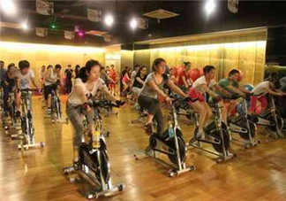 動(dòng)感單車主要練的是什么？動(dòng)感單車練多長(zhǎng)時(shí)間減肥效果比較明顯？