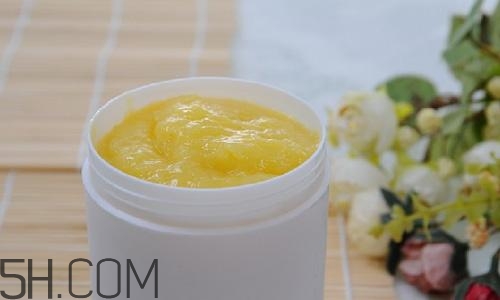 蜂王漿的營養(yǎng)成分有哪些？怎么辨別真假蜂王漿？