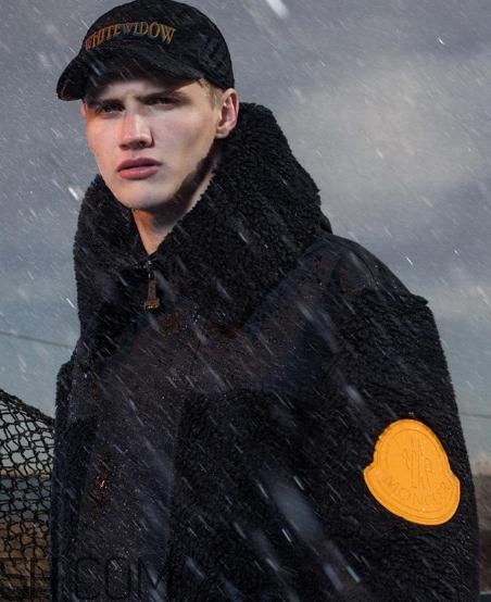 moncler羽絨服多少錢？moncler羽絨服價格