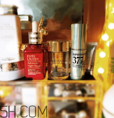 雅頓金膠和小棕瓶哪個(gè)好？雅頓金膠和小棕瓶對(duì)比