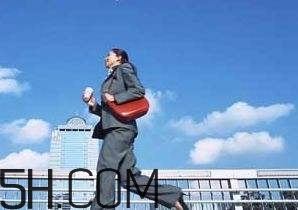 上班族怎么正確睡午覺(jué)？怎么正確的在公司睡午覺(jué)？