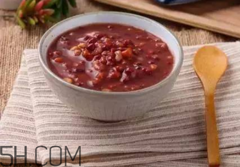 紅豆薏米可以放糖嗎？紅豆薏米加紅糖好還是冰糖好？
