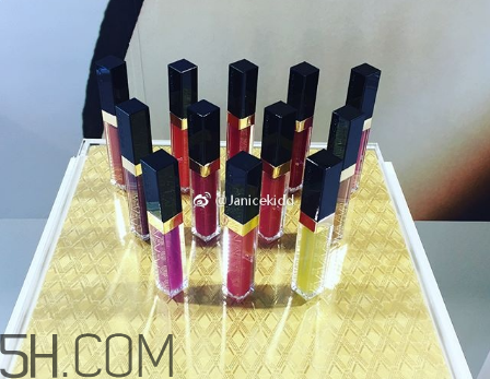 suqqu2018春季彩妝多少錢？suqqu化妝品產(chǎn)品介紹