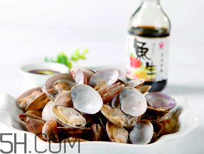 花甲需要焯水嗎？吃花甲不能吃什么？