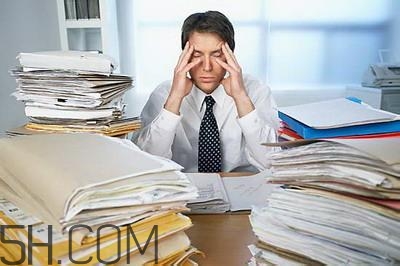什么樣的人會得焦慮癥？焦慮癥如果不治會好嗎？