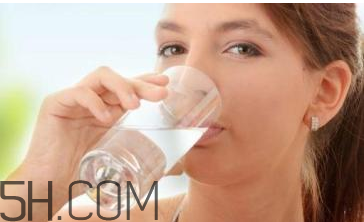 喝酵素為什么要多喝水？辨別純天然酵素和添加劑酵素