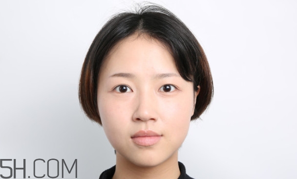 怎樣化妝遮黑眼圈眼袋 化了妝還這么喪？