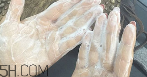 嘉娜寶酵素潔面粉怎么樣？嘉娜寶酵素潔面粉的副作用
