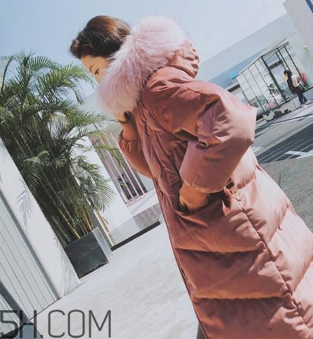 白鴨絨羽絨服多少錢？白鴨絨羽絨服600多貴嗎？