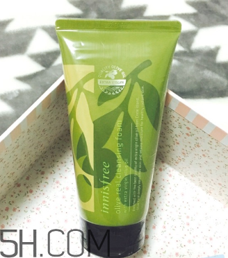 悅詩風吟橄欖洗面奶好用嗎？悅詩風吟橄欖洗面奶使用心得