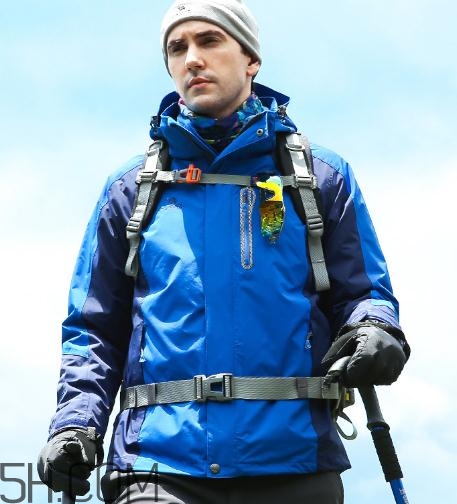 駱駝沖鋒衣多少錢？駱駝沖鋒衣貴嗎？