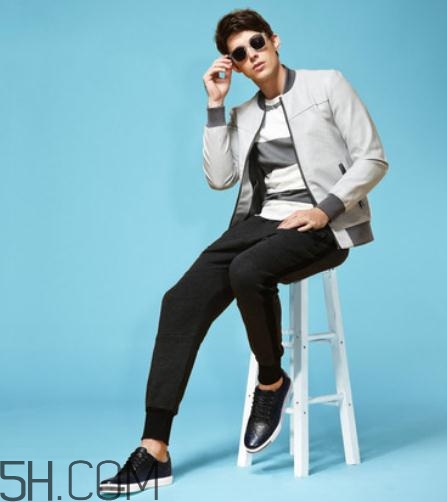 駱駝鞋子一般多少錢(qián)？駱駝鞋子價(jià)格