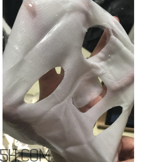 歐詩漫水光塑顏面膜什么作用？敷完要不要洗？