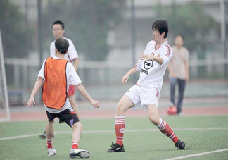 踢足球能長個嗎？踢足球能長高嗎？