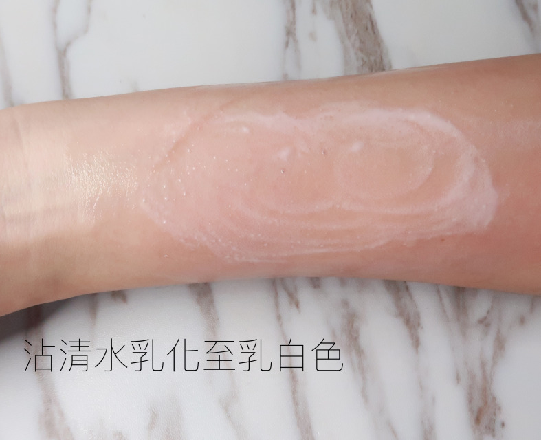 卸妝后要用洗面奶嗎？卸妝后不用洗面奶可以嗎