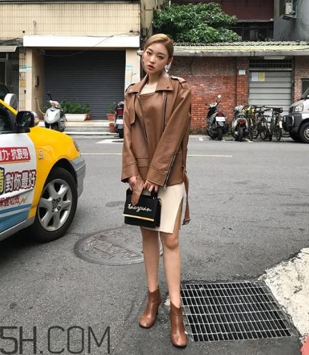 冬天穿裙子配什么鞋子？冬天穿裙子配什么鞋好看？
