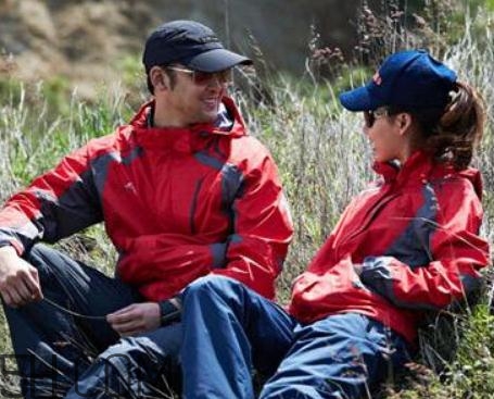 狼爪沖鋒衣一般多少錢？狼爪沖鋒衣價格