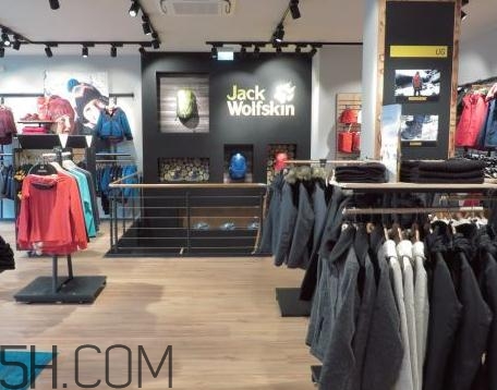 狼爪沖鋒衣一般多少錢？狼爪沖鋒衣價格