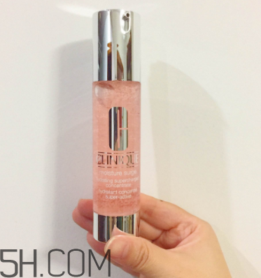 倩碧水磁場凝露適合油皮嗎？適合夏天嗎？