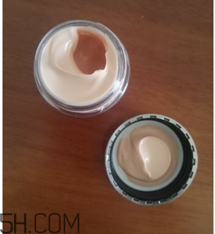 Olay素顏眼霜能遮瑕嗎？適合晚上用嗎？