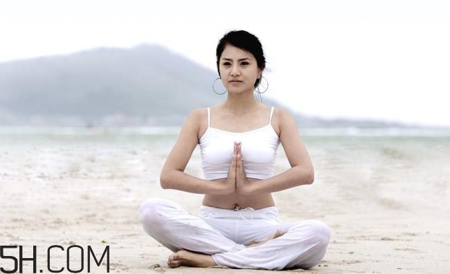 女性乳房脹痛乳頭瘙癢的原因有哪些？女性如何進(jìn)行乳房保健？