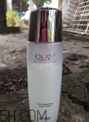 Olay15秒面膜水可以白天用嗎？能見光嗎？