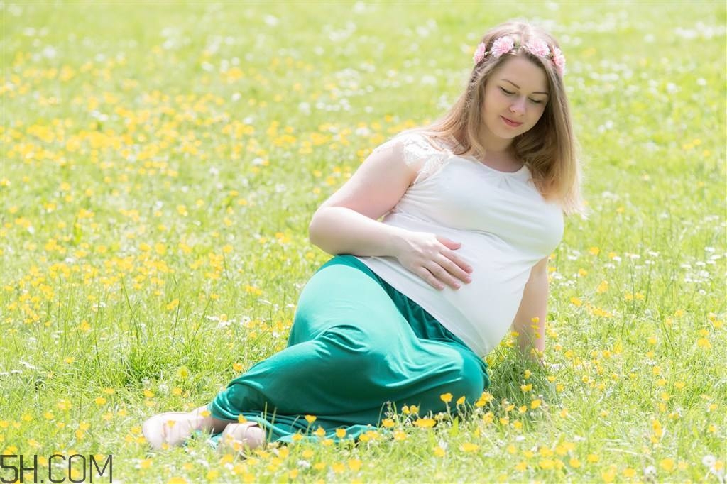 難產(chǎn)主要是什么原因造成的？怎么促使子宮恢復(fù)？