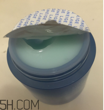 蘭芝睡眠面膜油不油？適合什么膚質(zhì)？