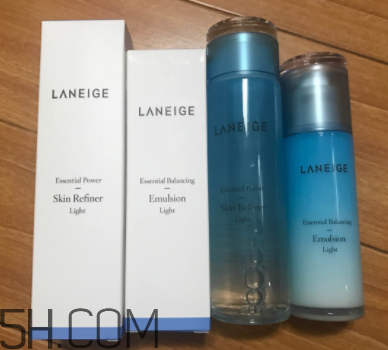 蘭芝水衡水乳套裝什么功效？適合膚質(zhì)