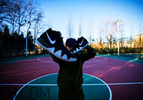 nike kyrie 4實(shí)戰(zhàn)效果怎么樣？耐克歐文4代測(cè)評(píng)
