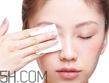 卸妝濕巾什么牌子好？卸妝濕巾的使用方法