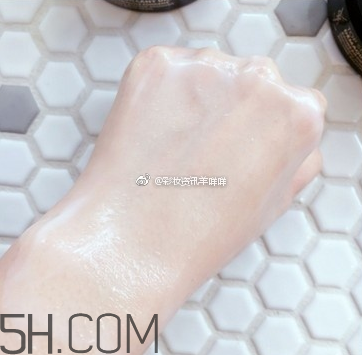 ysl名模肌密卸妝膏好用嗎？卸妝膏適合卸哪個部位？