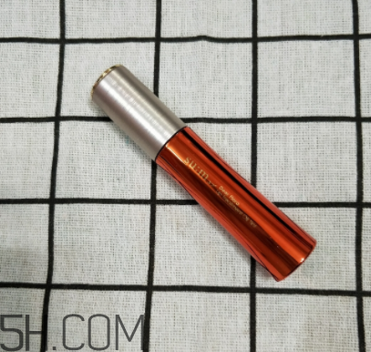 sum37呼吸唇釉是什么香味？香味好聞嗎？