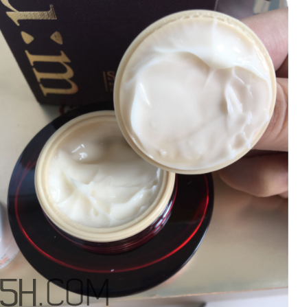 su:m37度蘇秘呼吸眼霜適合什么膚質(zhì)？什么季節(jié)？
