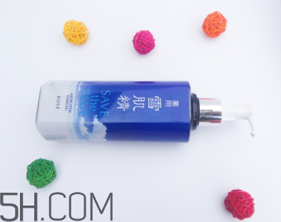 雪肌精化妝水適合干皮嗎？適合痘肌嗎？