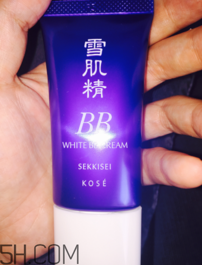 雪肌精美白BB霜含酒精嗎？敏感皮能用嗎？