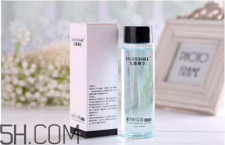 化妝棉卸妝時候要打濕嗎？使用化妝棉卸妝要注意什么？