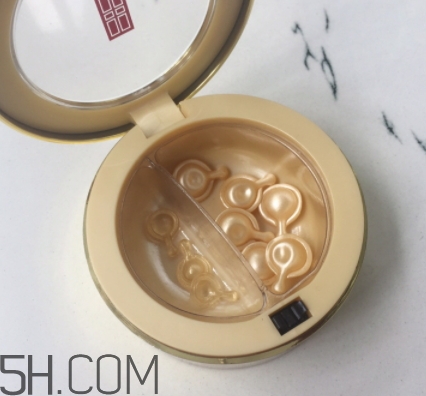 雅頓膠囊和小棕瓶膠囊哪個好？雅頓金膠和小棕瓶對比