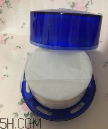 雪肌精泡沫洗顏皂適合干皮嗎？洗后緊繃嗎？