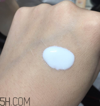 雪肌精美白防曬乳防曬效果怎么樣？防水嗎？