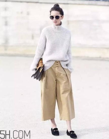 闊腿褲配平底鞋好看嗎？闊腿褲配什么平底鞋？