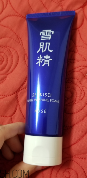 雪肌精洗面奶哪款適合敏感皮？哪款適合干皮？