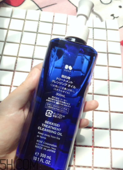 雪肌精卸妝油可以卸眼妝嗎？雪肌精卸妝油乳化快嗎？
