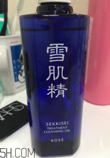 雪肌精卸妝油可以卸眼妝嗎？雪肌精卸妝油乳化快嗎？
