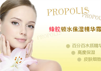 保濕效果好的護(hù)膚品有哪些？國(guó)產(chǎn)護(hù)膚品哪個(gè)牌子好用？