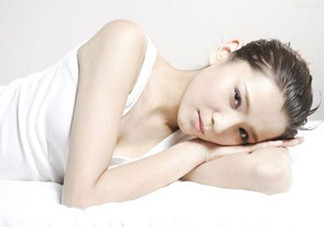 女性月經(jīng)初潮可以吃些什么？女性月經(jīng)初潮不可以吃些什么？